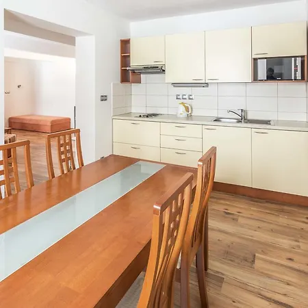 Ea Na Filipce Apartment *